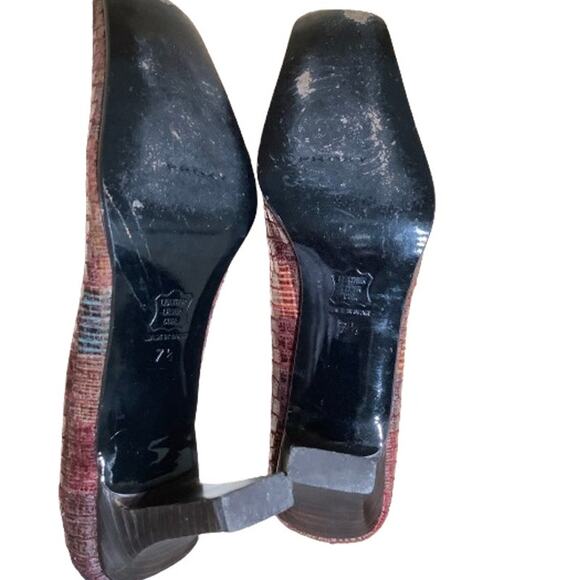 VTG Proxy Brown and Maroon Textured Heels 7.5 Witchy Grannycore 70s 80s - Picture 4 of 4